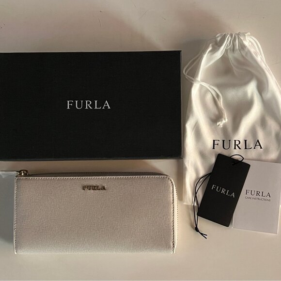 Brand new with tags Furla extra large zip around wallet in opal leather - Picture 1 of 5
